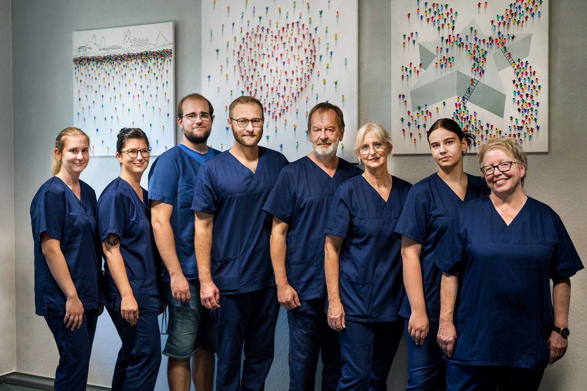 Praxisklinik-Neurochirurgie-am-St-Marienstift-Teamfoto